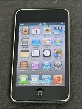 Apple iPod Touch 3rd Gen A1318 - 32GB Black - NICE!